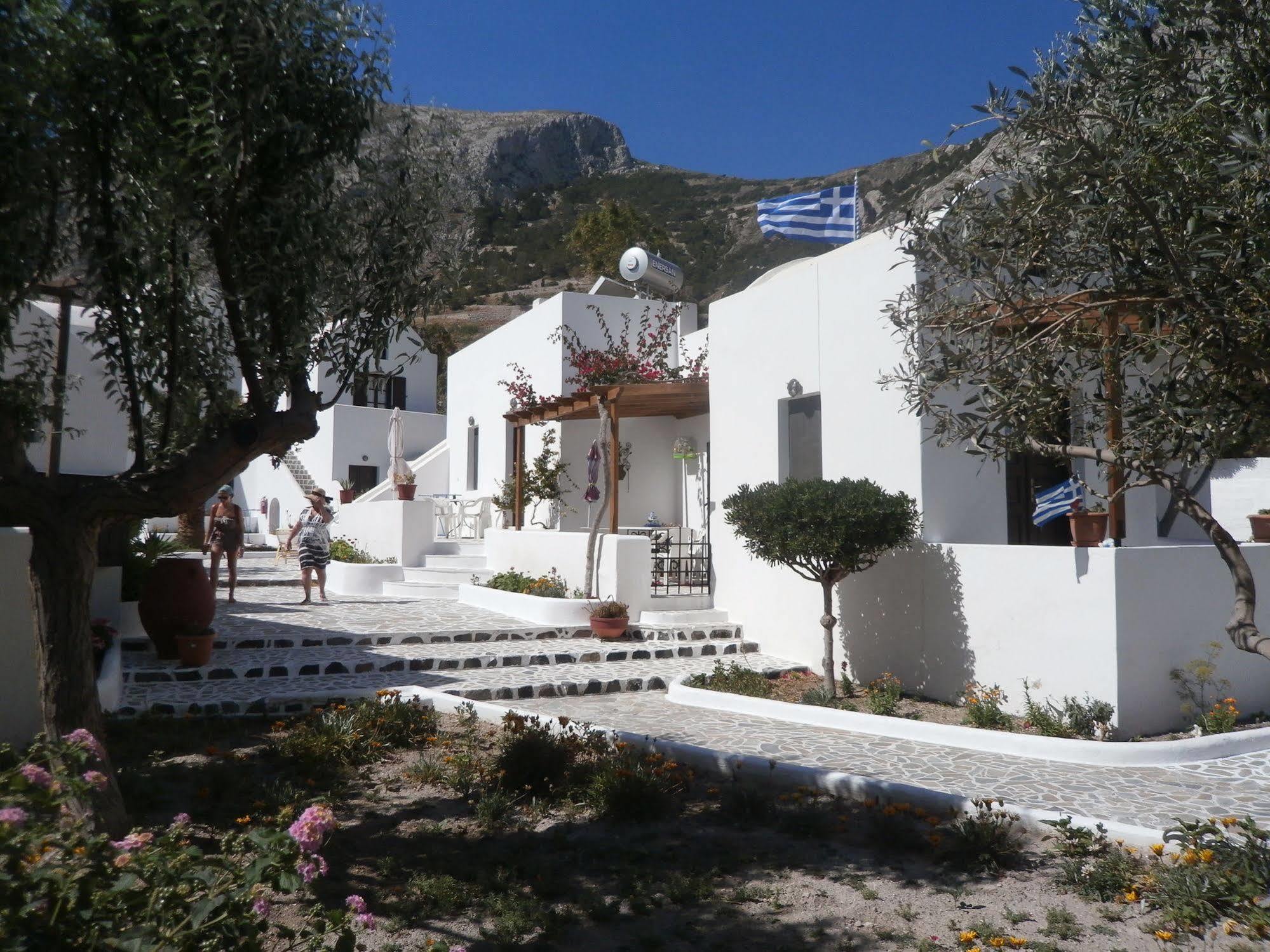 Villa Ostria Камари Экстерьер фото